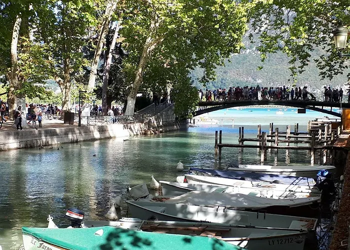Apartman Le Virgile - *